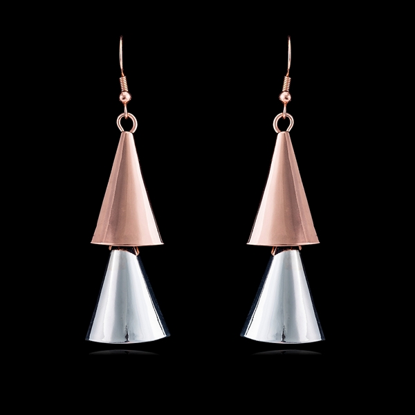 Picture of Dubai Zinc Alloy Dangle Earrings at Factory Price