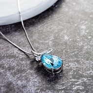 Picture of 16 Inch Blue Pendant Necklace in Exclusive Design