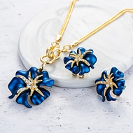 Picture of Chic Flowers & Plants Enamel Necklace and Earring Set