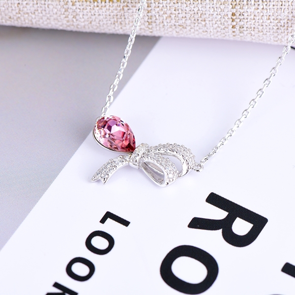 Picture of Recommended Pink Swarovski Element Pendant Necklace from Top Designer