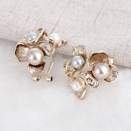 Picture of Bulk Gold Plated Classic Stud Earrings