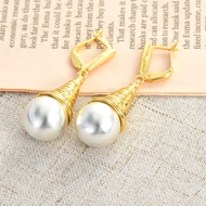 Show details for Distinctive Gold Plated Fashion Dangle Earrings with Low MOQ