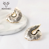 Picture of Dubai Zinc Alloy Stud Earrings with 3~7 Day Delivery