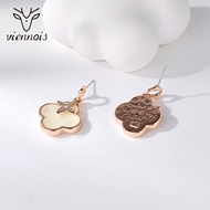 Picture of Zinc Alloy Casual Stud Earrings in Exclusive Design