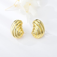 Picture of Sparkly Dubai Medium Stud Earrings