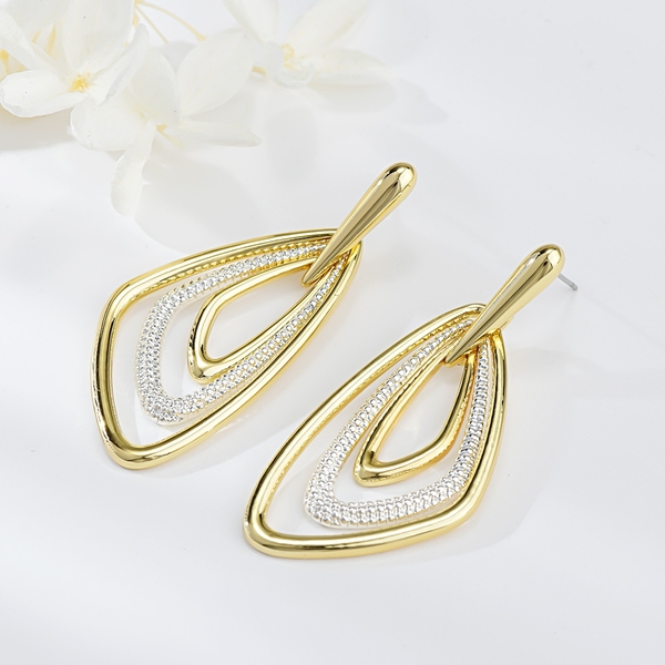 Picture of Dubai Gold Plated Drop & Dangle Earrings with Fast Delivery