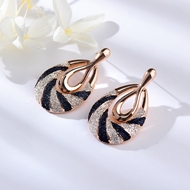 Picture of Inexpensive Zinc Alloy Gold Plated Stud Earrings from Reliable Manufacturer