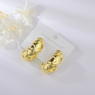 Picture of Fast Selling Gold Plated Dubai Big Stud Earrings For Your Occasions