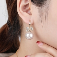 Picture of Luxury Platinum Plated Dangle Earrings with Fast Delivery