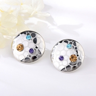 Picture of Dubai Medium Stud Earrings with Beautiful Craftmanship