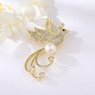 Picture of Wholesale Gold Plated Delicate Brooche As a Gift