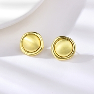 Picture of Wholesale Multi-tone Plated Small Stud Earrings with No-Risk Return