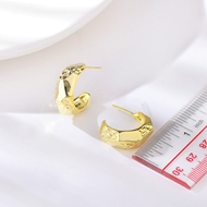 Picture of Staple Medium Zinc Alloy Stud Earrings