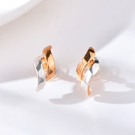 Picture of Zinc Alloy Gold Plated Stud Earrings with Full Guarantee