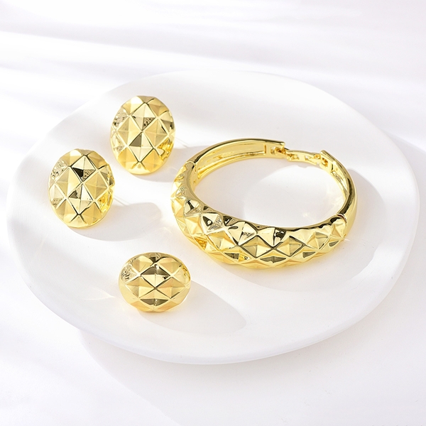 Picture of Zinc Alloy Gold Plated 3 Piece Jewelry Set with Full Guarantee