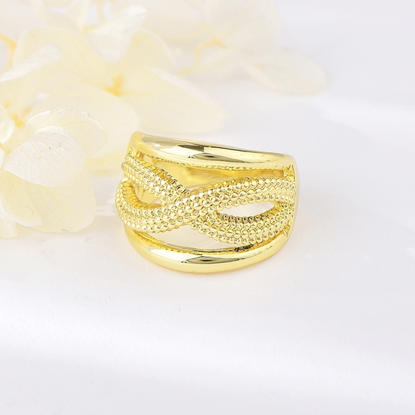 Picture of Designer Gold Plated Dubai Fashion Ring with Easy Return