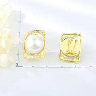 Picture of New Artificial Pearl Zinc Alloy Stud Earrings