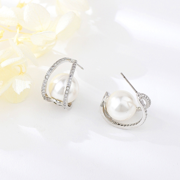 Picture of Durable Classic White Stud Earrings