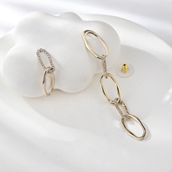 Show details for Luxury White Dangle Earrings at Unbeatable Price Show details for Luxury White Dangle Earrings at Unbeatable Price