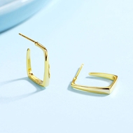 Picture of Attractive Gold Plated 925 Sterling Silver Stud Earrings For Your Occasions