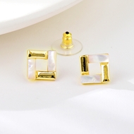 Picture of Good Shell Classic Stud Earrings