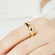 Picture of Delicate Gold Plated Fashion Ring with Fast Delivery