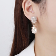 Picture of Nickel Free Gold Plated White Dangle Earrings with Easy Return