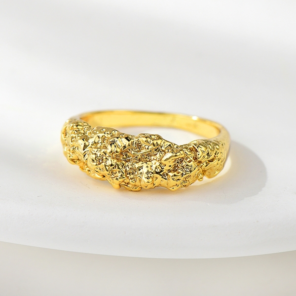 Picture of Impressive Gold Plated Small Fashion Ring with Low MOQ