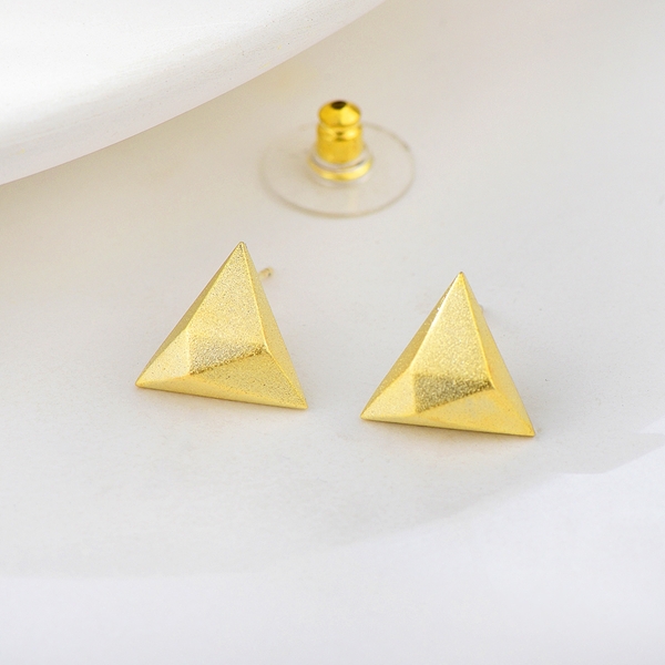 Picture of Dubai Big Big Stud Earrings with Fast Shipping