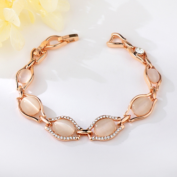 Picture of Classic Pink Bracelet at Great Low Price