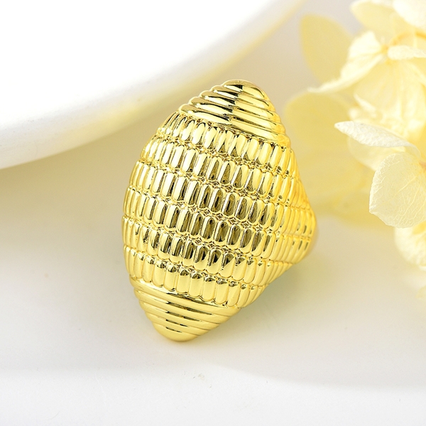 Picture of Dubai Gold Plated Fashion Ring with Speedy Delivery