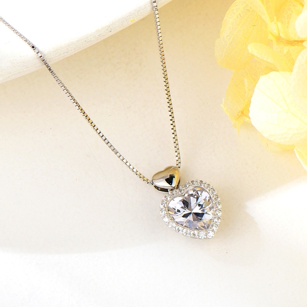 Picture of Love & Heart White Pendant Necklace with Beautiful Craftmanship