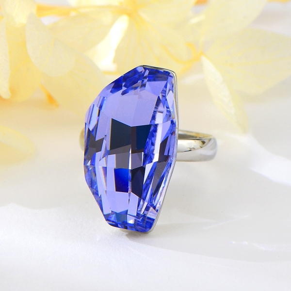 Picture of Good Swarovski Element Irregular Fashion Ring