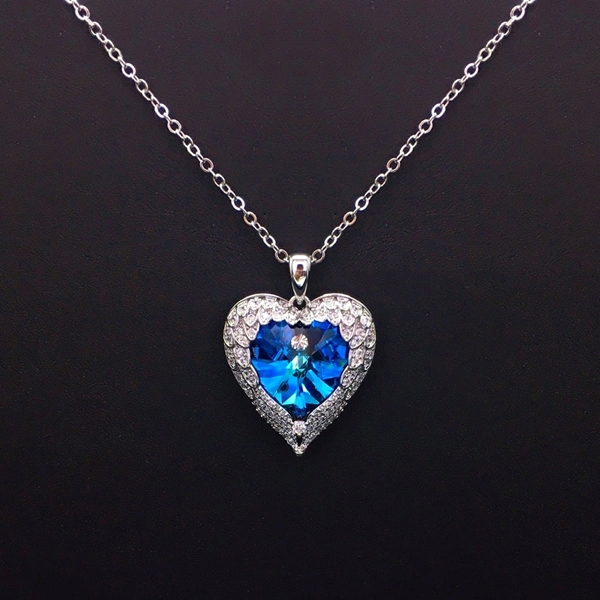 Picture of Fashion Cubic Zirconia Pendant Necklace with 3~7 Day Delivery