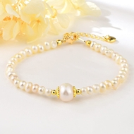 Show details for Fashion fresh water pearl Classic Fashion Bracelet Show details for Fashion fresh water pearl Classic Fashion Bracelet