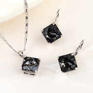 Show details for Beautiful Swarovski Element Copper or Brass 2 Piece Jewelry Set Show details for Beautiful Swarovski Element Copper or Brass 2 Piece Jewelry Set
