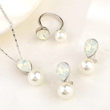 Show details for Bling Party Geometric 3 Piece Jewelry Set