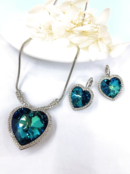 Picture of Eye-Catching Colorful Swarovski Element 2 Piece Jewelry Set