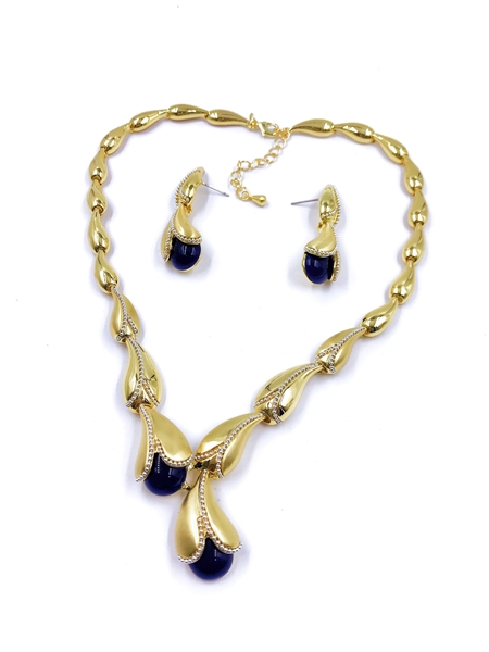 Picture of Recommended Gold Plated Resin 2 Piece Jewelry Set from Top Designer